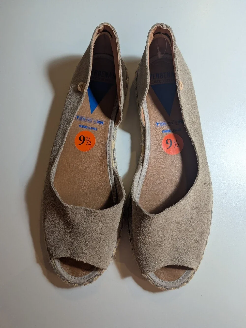 Verbenas Woman's Cruz Taupe Suede Leather Peep-Toe Espadrille Flats - Size 9½